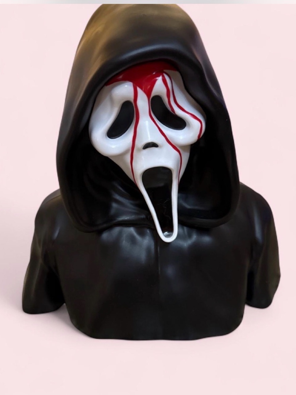 Black & White Blood-Splatter Scream Mask Hooded Bust - Halloween Decor